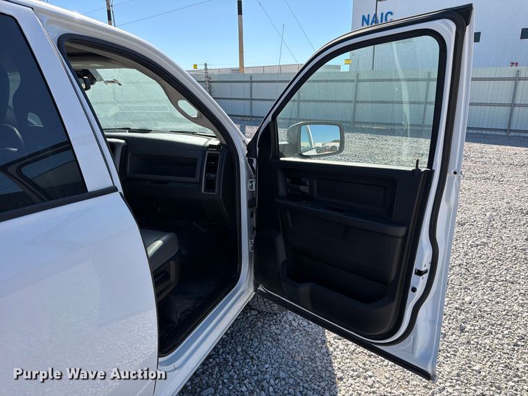 image for item YA4651 2020 RAM 1500 Ext. Cab pickup truck