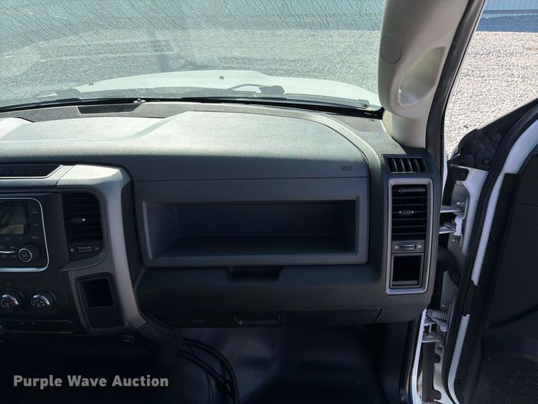 image for item YA4651 2020 RAM 1500 Ext. Cab pickup truck