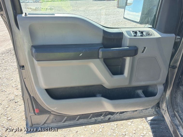 image for item YA4759 2015 Ford F150 Ext. Cab pickup truck