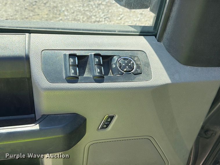 image for item YA4759 2015 Ford F150 Ext. Cab pickup truck