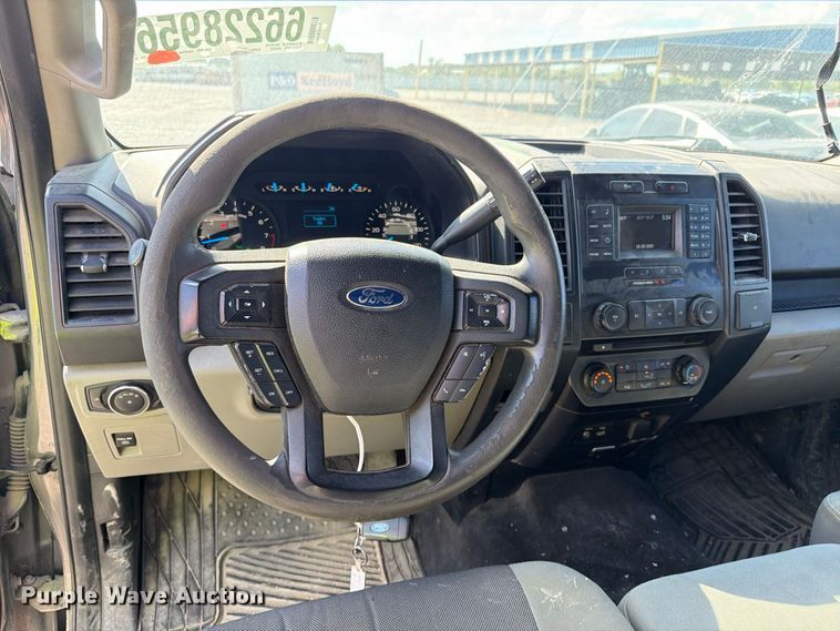 image for item YA4759 2015 Ford F150 Ext. Cab pickup truck