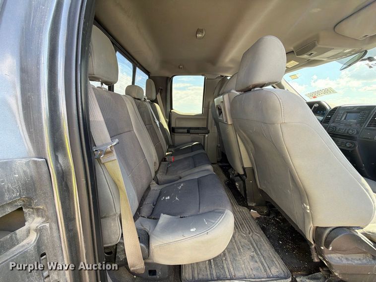 image for item YA4759 2015 Ford F150 Ext. Cab pickup truck