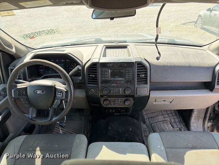 image for item YA4759 2015 Ford F150 Ext. Cab pickup truck