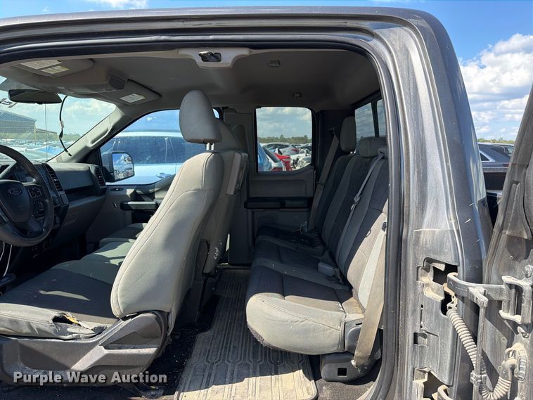 image for item YA4759 2015 Ford F150 Ext. Cab pickup truck