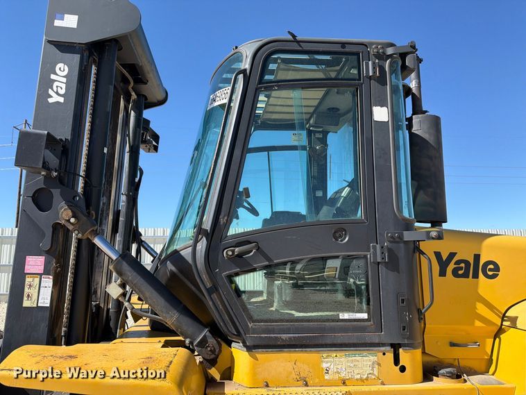image for item YA4813 Yale GDP210DBECDV131 forklift