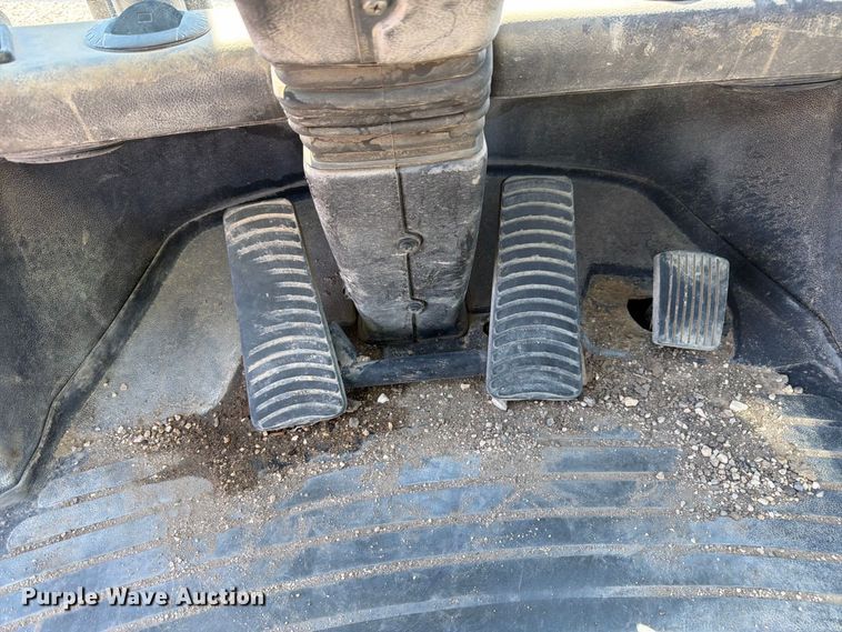 image for item YA4813 Yale GDP210DBECDV131 forklift