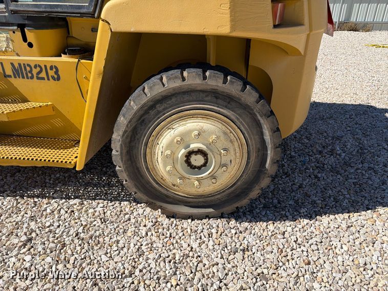 image for item YA4813 Yale GDP210DBECDV131 forklift