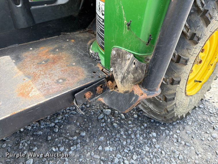 image for item YA4958 2016 John Deere 855E DSL XUV utility vehicle