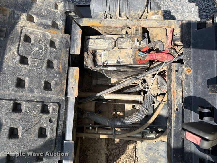 image for item YA4958 2016 John Deere 855E DSL XUV utility vehicle
