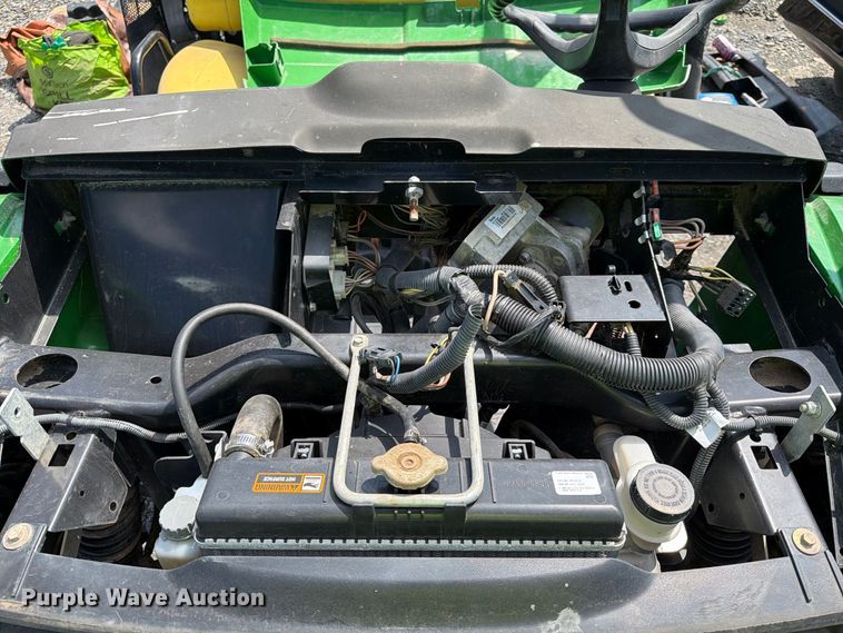 image for item YA4958 2016 John Deere 855E DSL XUV utility vehicle