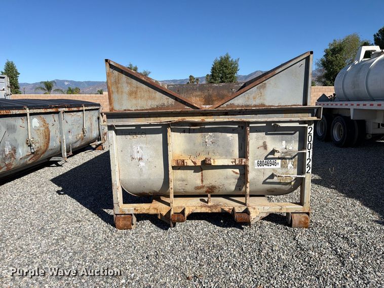 image for item YA4993 Roll-off container