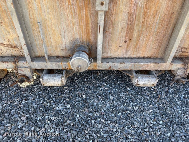 image for item YA4993 Roll-off container