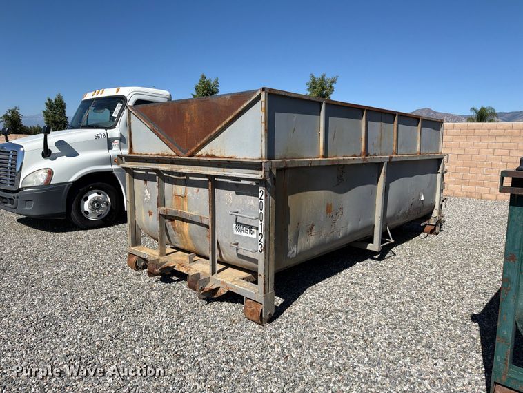image for item YA4994 Roll-off container