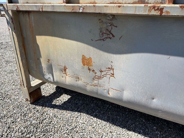 image for item YA4994 Roll-off container