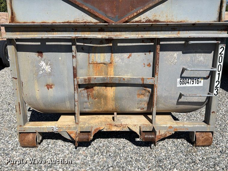 image for item YA4994 Roll-off container