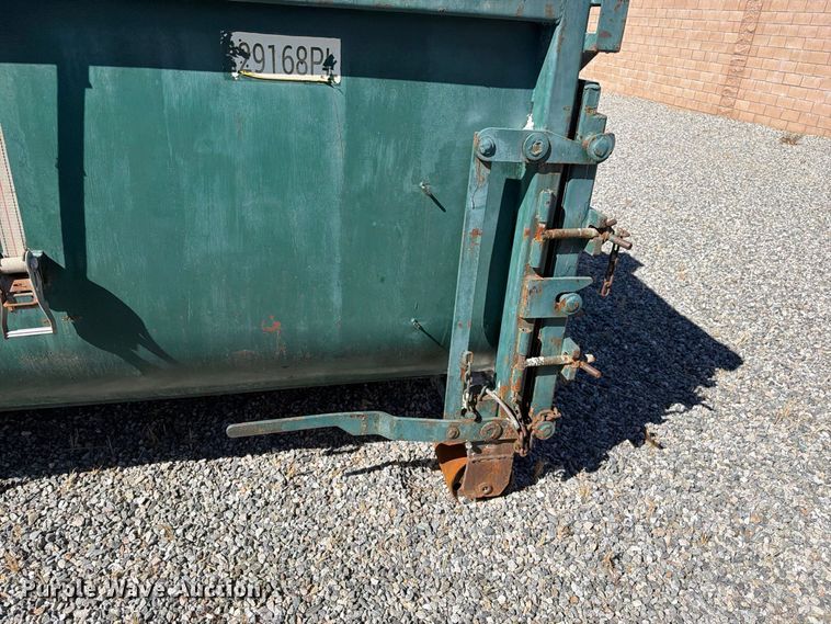 image for item YA4995 Roll-off container