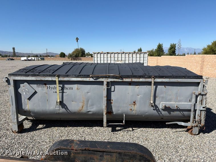 image for item YA4996 Roll-off container