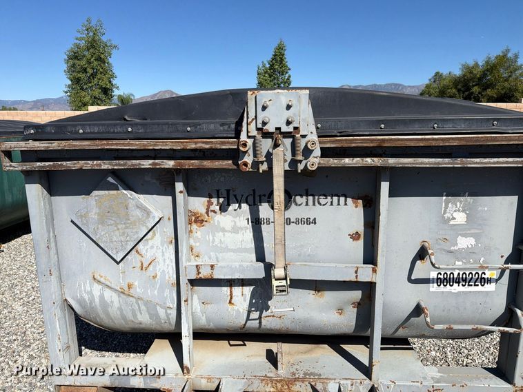 image for item YA4996 Roll-off container