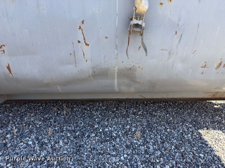image for item YA4996 Roll-off container