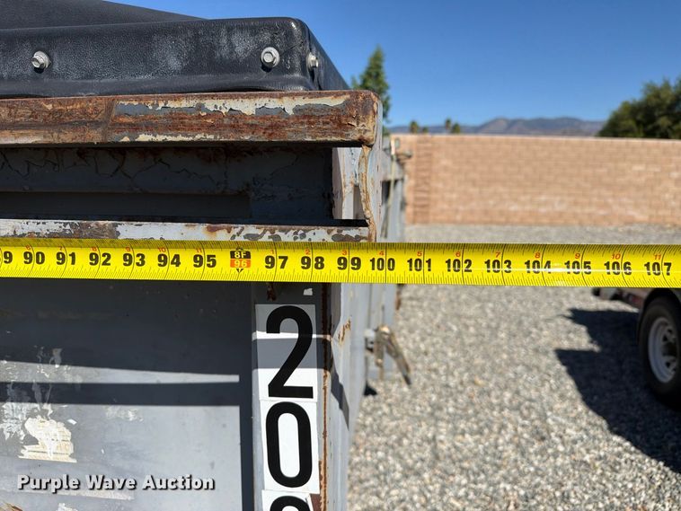 image for item YA4996 Roll-off container