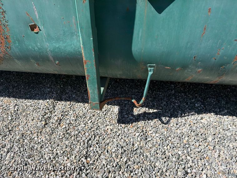 image for item YA4997 Roll-off container
