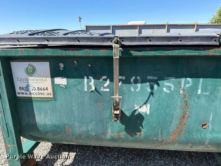 image for item YA4997 Roll-off container