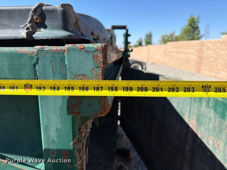 image for item YA4997 Roll-off container
