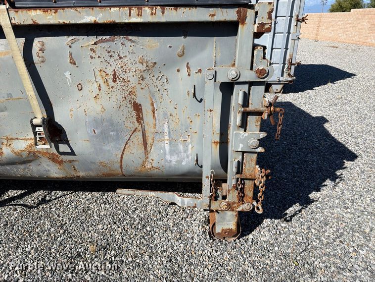 image for item YA4998 Roll-off container