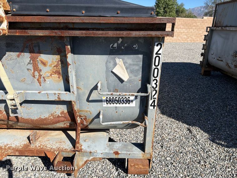 image for item YA4998 Roll-off container