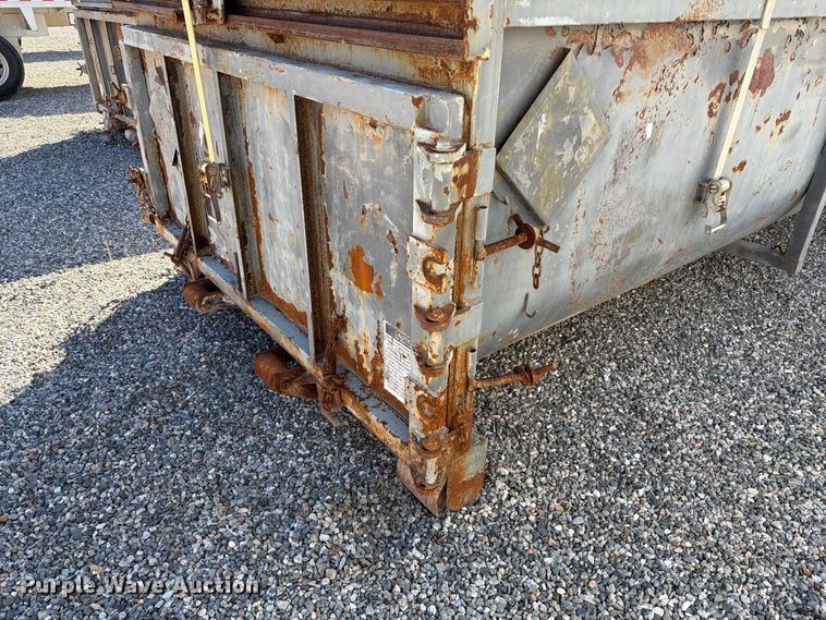 image for item YA4998 Roll-off container