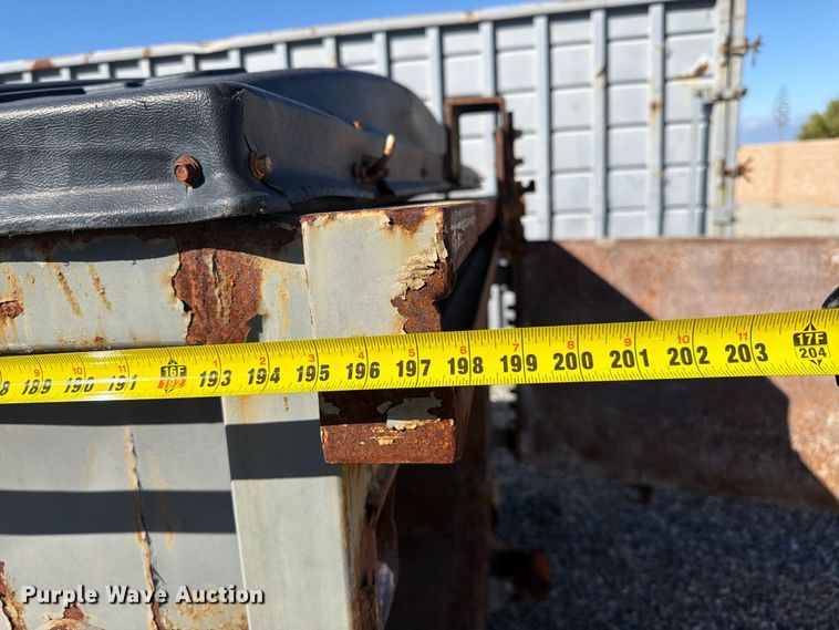 image for item YA4998 Roll-off container