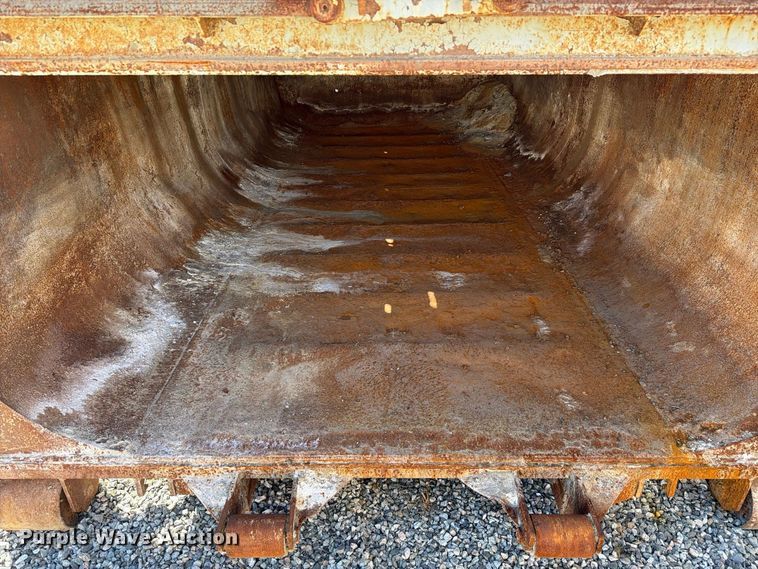 image for item YA4998 Roll-off container