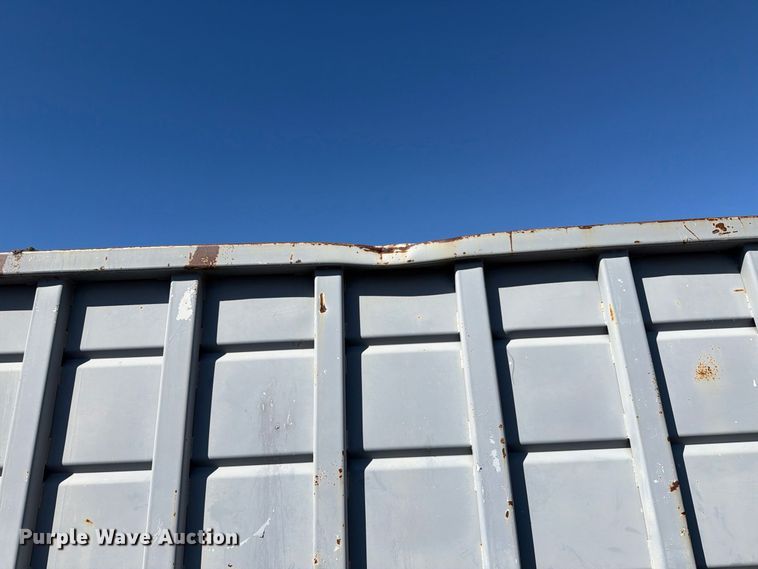 image for item YA4999 Roll-off container