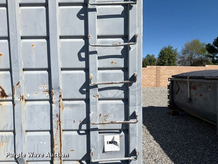 image for item YA4999 Roll-off container