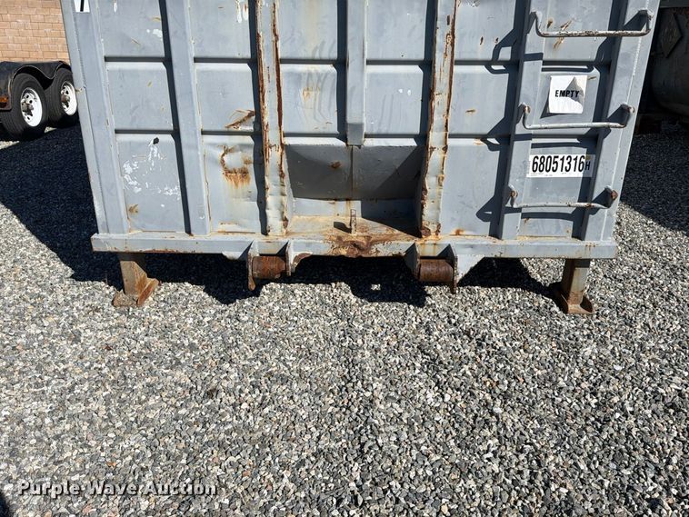 image for item YA4999 Roll-off container