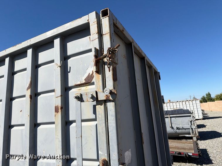image for item YA4999 Roll-off container