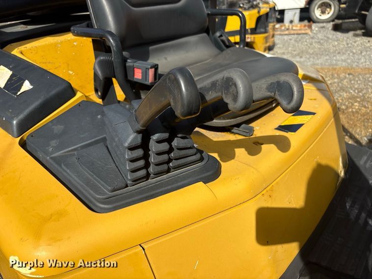 image for item YA5126 2025 Yale GLP080LJN forklift