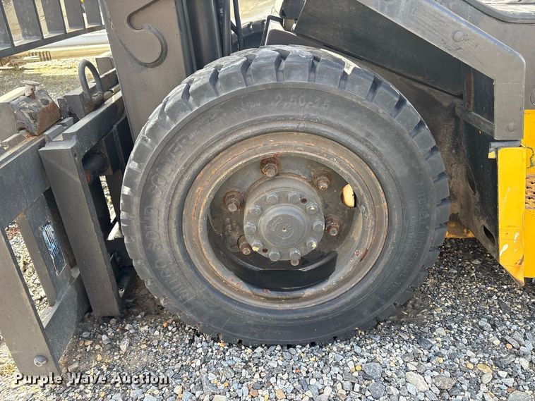 image for item YA5126 2025 Yale GLP080LJN forklift