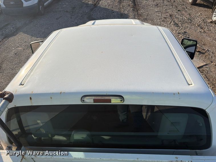 image for item YA5135 2016 Ford F250 Super Duty Ext. Cab utility bed pickup truck