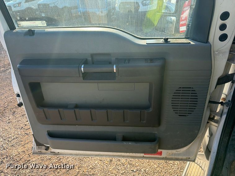 image for item YA5135 2016 Ford F250 Super Duty Ext. Cab utility bed pickup truck