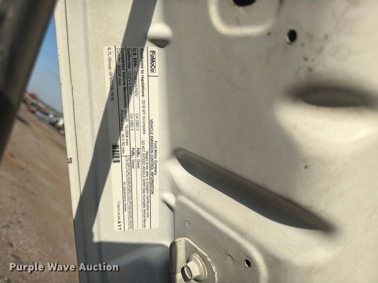 image for item YA5135 2016 Ford F250 Super Duty Ext. Cab utility bed pickup truck