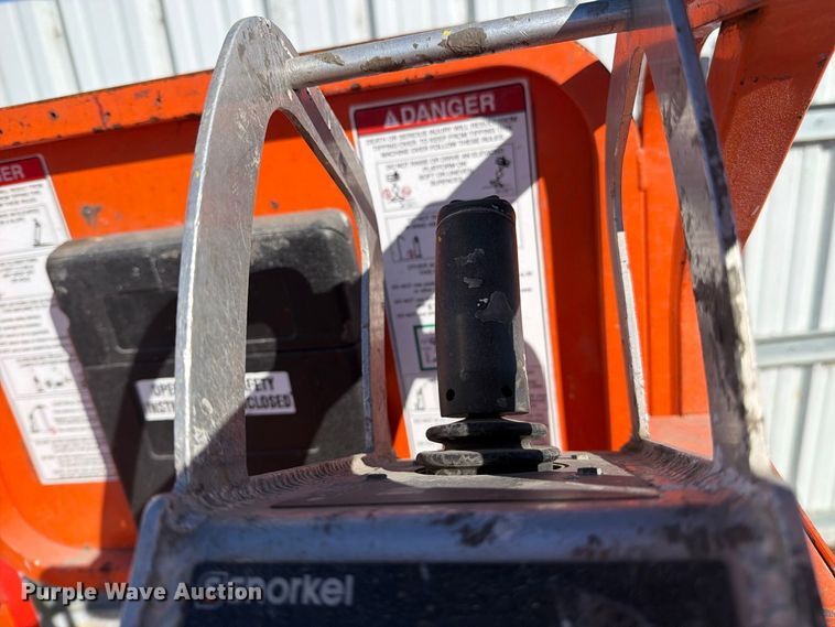 image for item YA5141 2017 Snorkel S3219E scissor lift