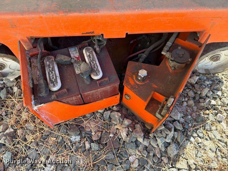 image for item YA5141 2017 Snorkel S3219E scissor lift