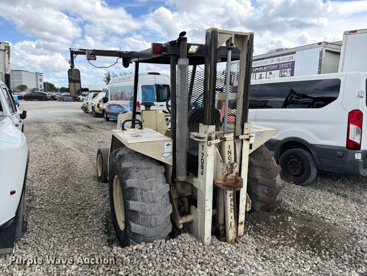 image for item YA5211 2008 Ingersoll T-708J tow tractor