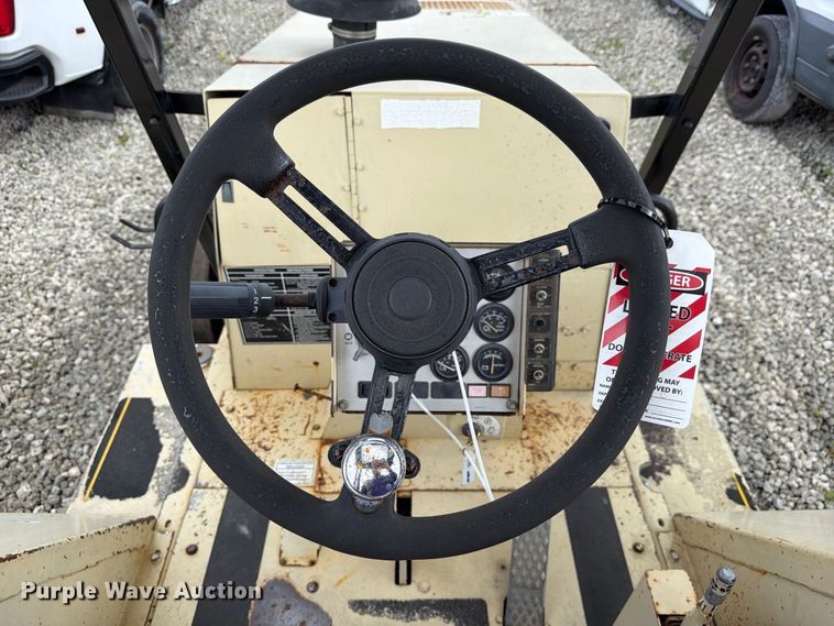 image for item YA5211 2008 Ingersoll T-708J tow tractor