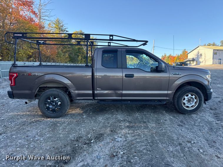 image for item YA5217 2016 Ford F150 Ext. Cab pickup truck