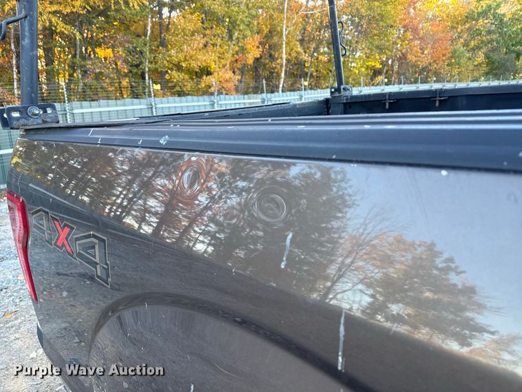 image for item YA5217 2016 Ford F150 Ext. Cab pickup truck