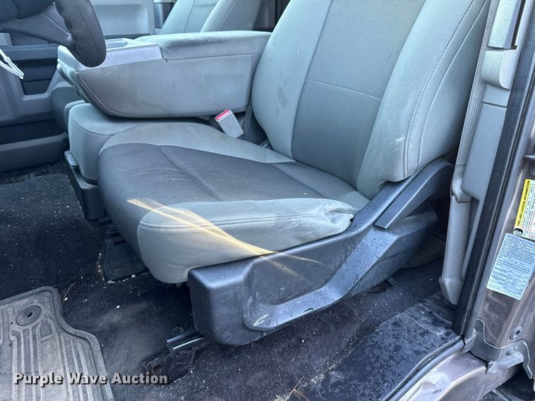 image for item YA5217 2016 Ford F150 Ext. Cab pickup truck