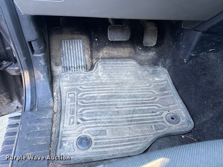 image for item YA5217 2016 Ford F150 Ext. Cab pickup truck