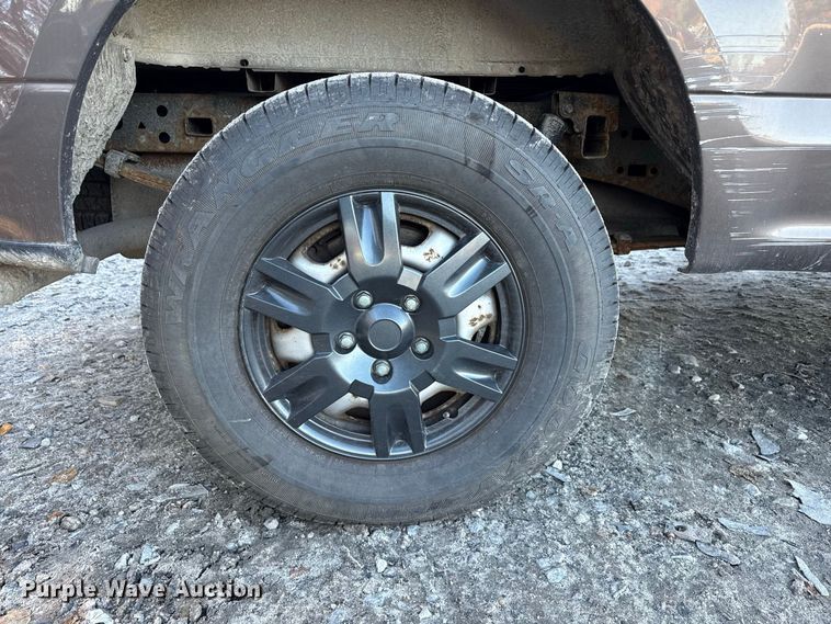 image for item YA5217 2016 Ford F150 Ext. Cab pickup truck